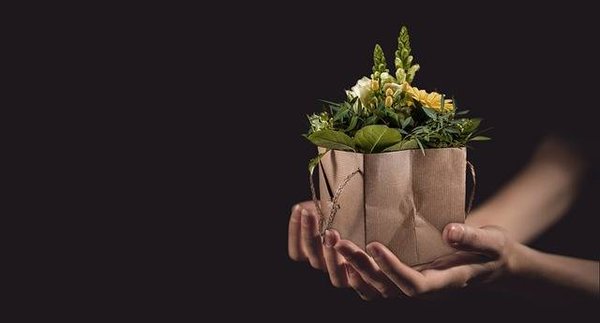 Comment choisir un cadeau alternatif adapté au destinataire ?